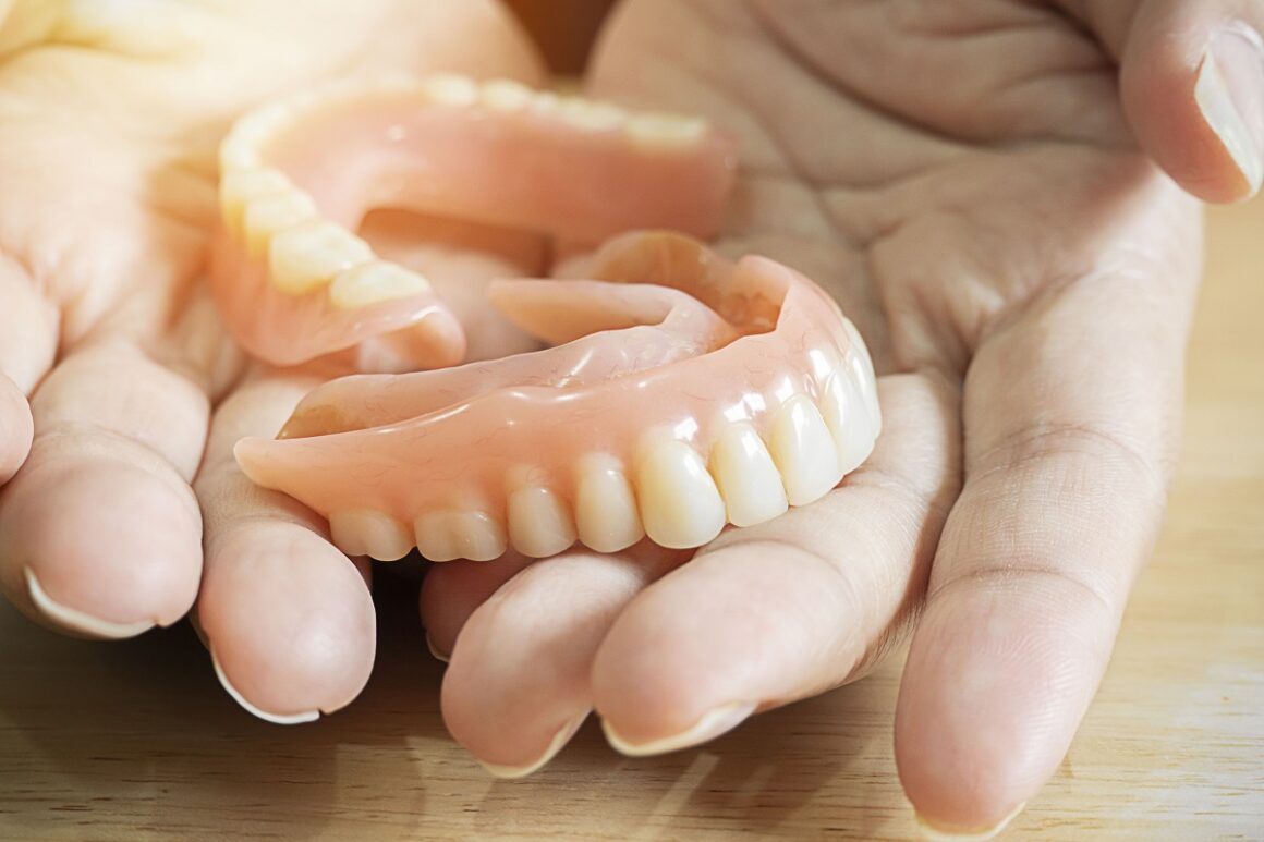 Denture