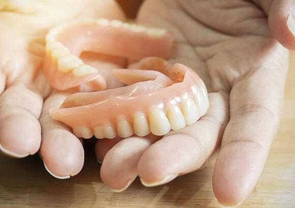 Denture